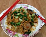 Foto langkah ke 5 dari resep Bakmi goreng.