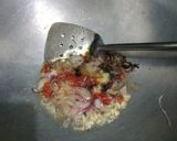 Foto langkah ke 1 dari resep Nasgor bumbu iris.