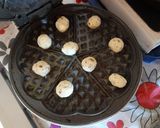 Sajtos-magos tallér gofrisütőben II recept fázis 2 fotója