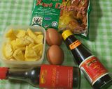 Foto langkah ke 1 dari resep Thai Fried Rice Pineapple.