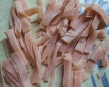 Foto del paso 2 de la receta: Fideos, hongos de pino, tomate y algo más