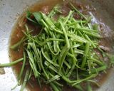 Foto langkah ke 3 dari resep Cah kngkung daging sapi❤❤❤.