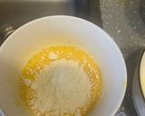 A picture of step 1 of Sugar-free apple cake.