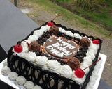 Foto langkah ke 9 dari resep Cake Ultah Pagar #Sponge Coklat Base Cake#Gampang#Cepet#Juara.