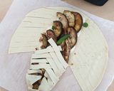 Une image de l'étape 3 de Feuilleté aubergine mozza.