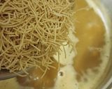 A picture of step 3 of Horse gram soup/kulith soup.