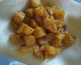 Foto langkah ke 3 dari resep Kentang kari isian karipap pusing.
