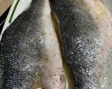 Foto del paso 2 de la receta: Lubina al horno con aceitunas y limón