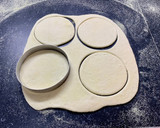 Foto del paso 5 de la receta: Panecillos inflados express