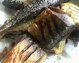 A picture of step 3 of Fried fish in coconut milk.