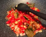 Foto langkah ke 3 dari resep Ikan Pindang masak Sarden.