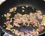 รูปขั้นตอนการทำที่ 3 ของ ถั่วงอกผัดเต้าหู้หมูสับ