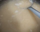 A picture of step 3 of Rava Kesari.
