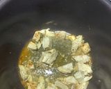 Foto del paso 3 de la receta: Pasta con pollo y espinaca