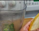 A picture of step 3 of Avocado Banana Milkshake.