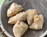 Foto langkah ke 5 dari resep Tahu Aci Goreng.