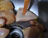 Foto del paso 1 de la receta: Pollo con pasas