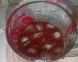 Foto langkah ke 3 dari resep Strawberry Tea.
