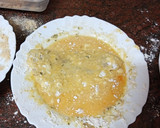 Foto del paso 2 de la receta: Gallo adobado y empanado con papas cocidas y mojo de pimiento