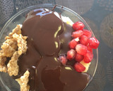 Foto del paso 5 de la receta: Copa de mango con crema pastelera 👩‍🍳 chocolate 🍫 y granada