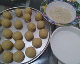 Foto langkah ke 5 dari resep Onde-onde tertawa lepas..