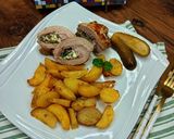 Spenótos krémsajttal és prosciuttoval töltött szűzérmék recept fázis 8 fotója