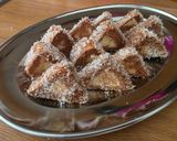 Fibriyás mikrós Kókuszos “mézes” háromszögek keto GM recept fázis 2 fotója