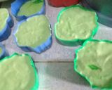 Foto langkah ke 5 dari resep Bolu Mawar Pandan.