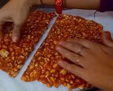 मूंगफली की चिक्की (Moongphali ki chikki recipe in hindi) रेसिपी चरण 7 फोटो