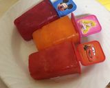 A picture of step 3 of Colourful ice candy.