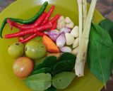 Foto langkah ke 1 dari resep Rica Rica Cumi Sosis.