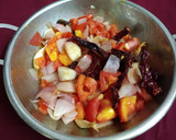 *ஹோட்டல் ஸ்டைல் கார சட்னி* ரெசிபி ஸ்டேப் 5 புகைப்படம்
