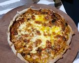 Foto del paso 5 de la receta: Tarta cremosa de pollo y puerro