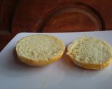Foto langkah ke 6 dari resep Burger nugget keju #pr_adakejunya.