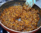 A picture of step 4 of Roasted Sunflower Seeds and Jaggery Brittles.