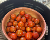 Foto del paso 3 de la receta: Tomates cherrys confitados en airfryer