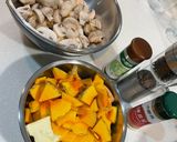 奶油蘑菇炒金瓜的食譜步驟1照片
