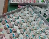 Foto langkah ke 4 dari resep Meringue Rainbow.