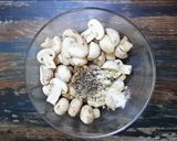 A picture of step 3 of Air-Fried Garlic Mushrooms.