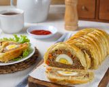 Foto langkah ke 6 dari resep Picnic Roll.