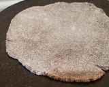 A picture of step 4 of Ragi roti.