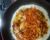 A picture of step 3 of Noodle Schezwan Dosa.