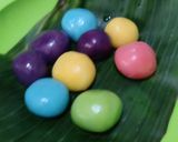 Foto langkah ke 4 dari resep Klepon pelangi/klepon marble.