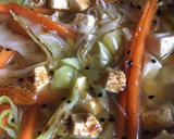 Foto del paso 6 de la receta: Sopa de verduras, fideos de arroz y tofu