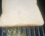 Foto langkah ke 5 dari resep Roti Bakar Cokelat Teflon.