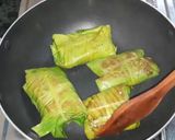 A picture of step 4 of Bhatki macher paturi.