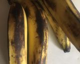 A picture of step 1 of Fried plantain and egg.
