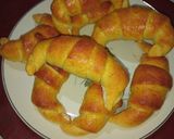Foto del paso 10 de la receta: Medialunas dulces caseritas 😋