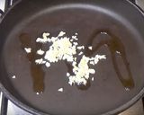 A picture of step 3 of Garlic butter prawns 'Gambas al Ajillo'.