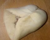 A picture of step 7 of Stuffed doughnuts.